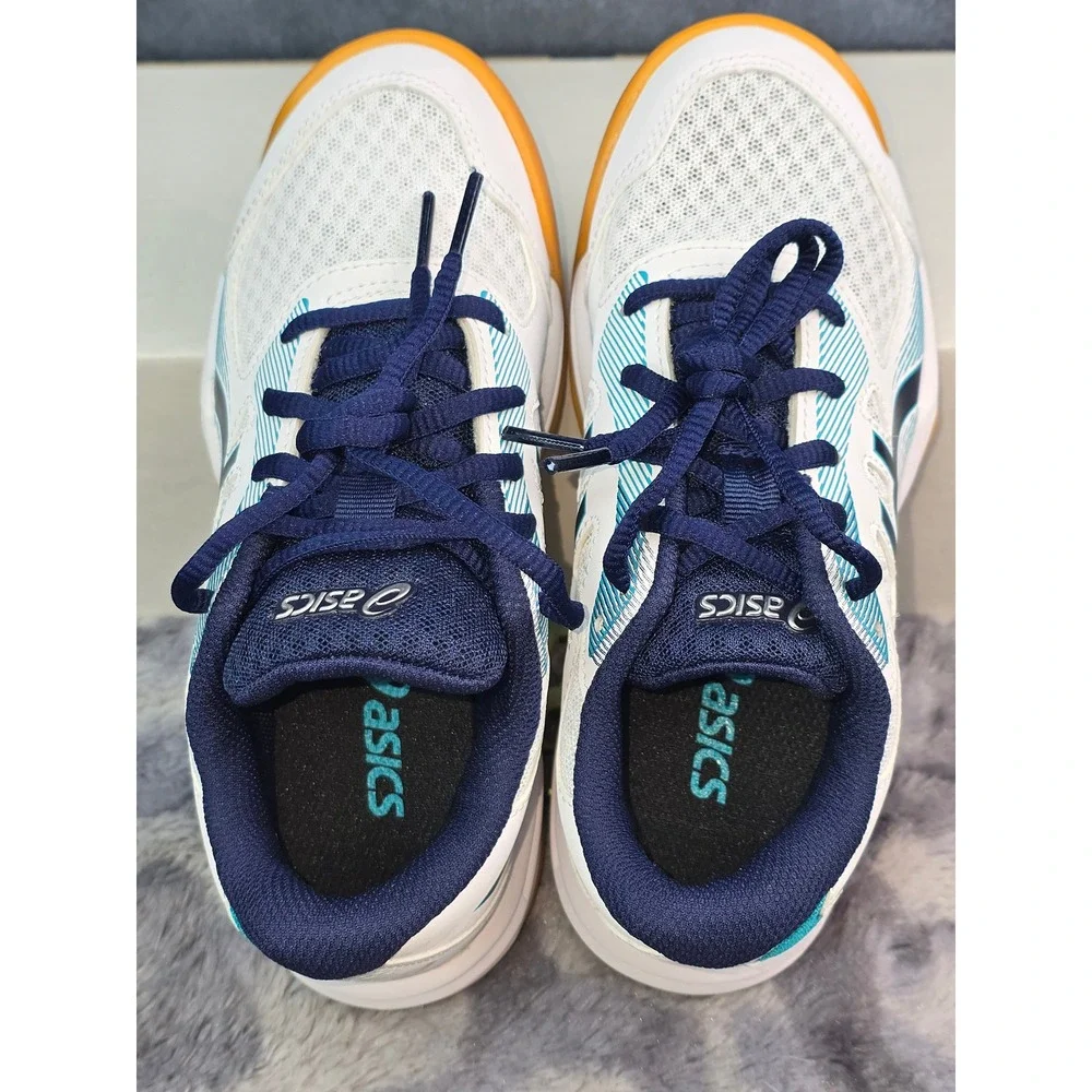 NWOT Asics Upcourt 5 Volleyball Shoes White Deep Ocean Indoor Court Kids Size 1
